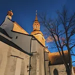 公寓 Rooftop Flat Near Alexander Nevsky Cathedral *