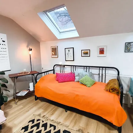 Rooftop Flat Near Alexander Nevsky Cathedral